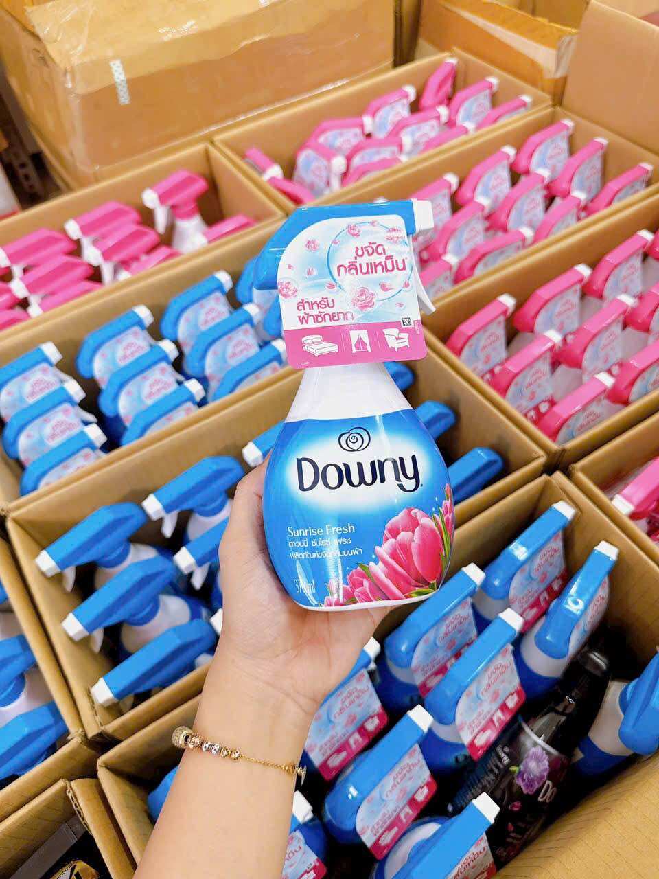 [SẴN SHOP] Xịt thơm quần áo Downy Thái Lan 370ML màu hồng