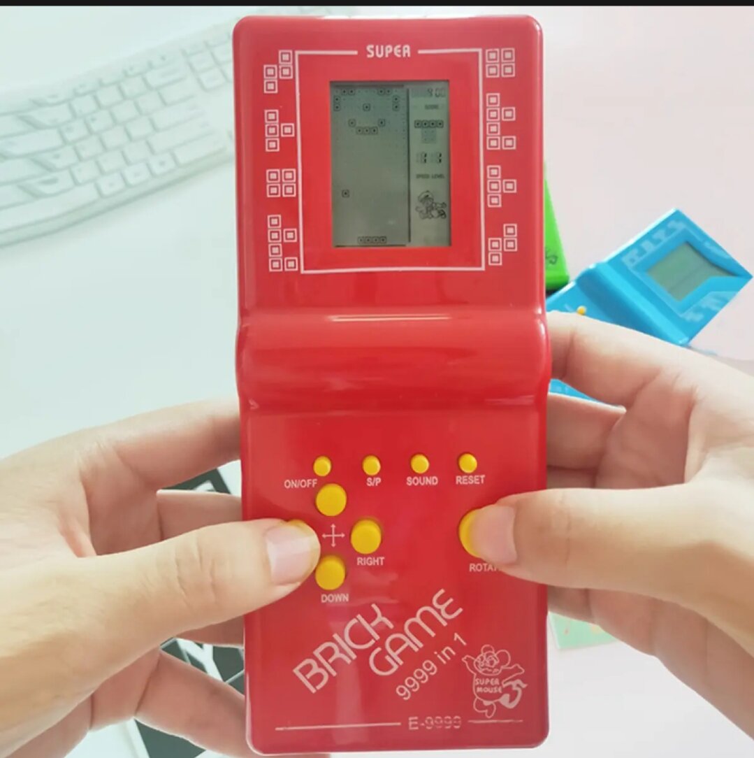 Máy chơi game xếp hình cầm tay , máy chơi game điện tử