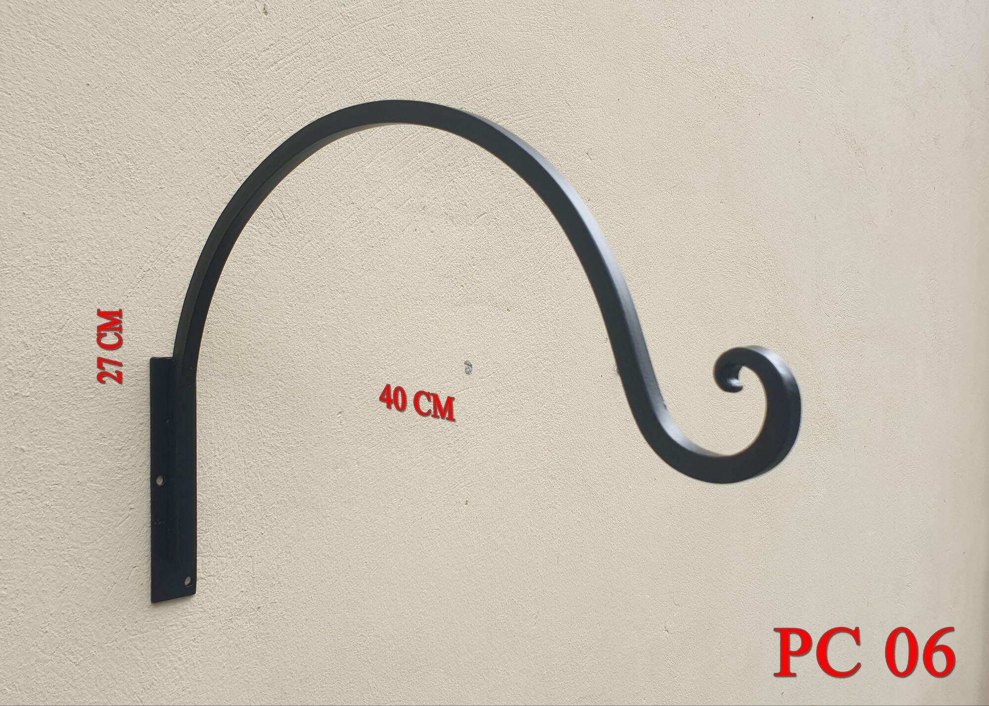 móc treo giỏ hoa sắt mỹ thuật pc06