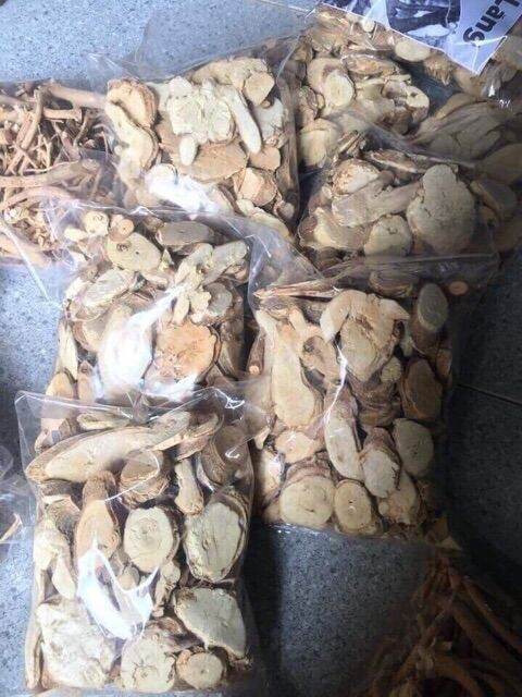 1kg đinh lăng khô