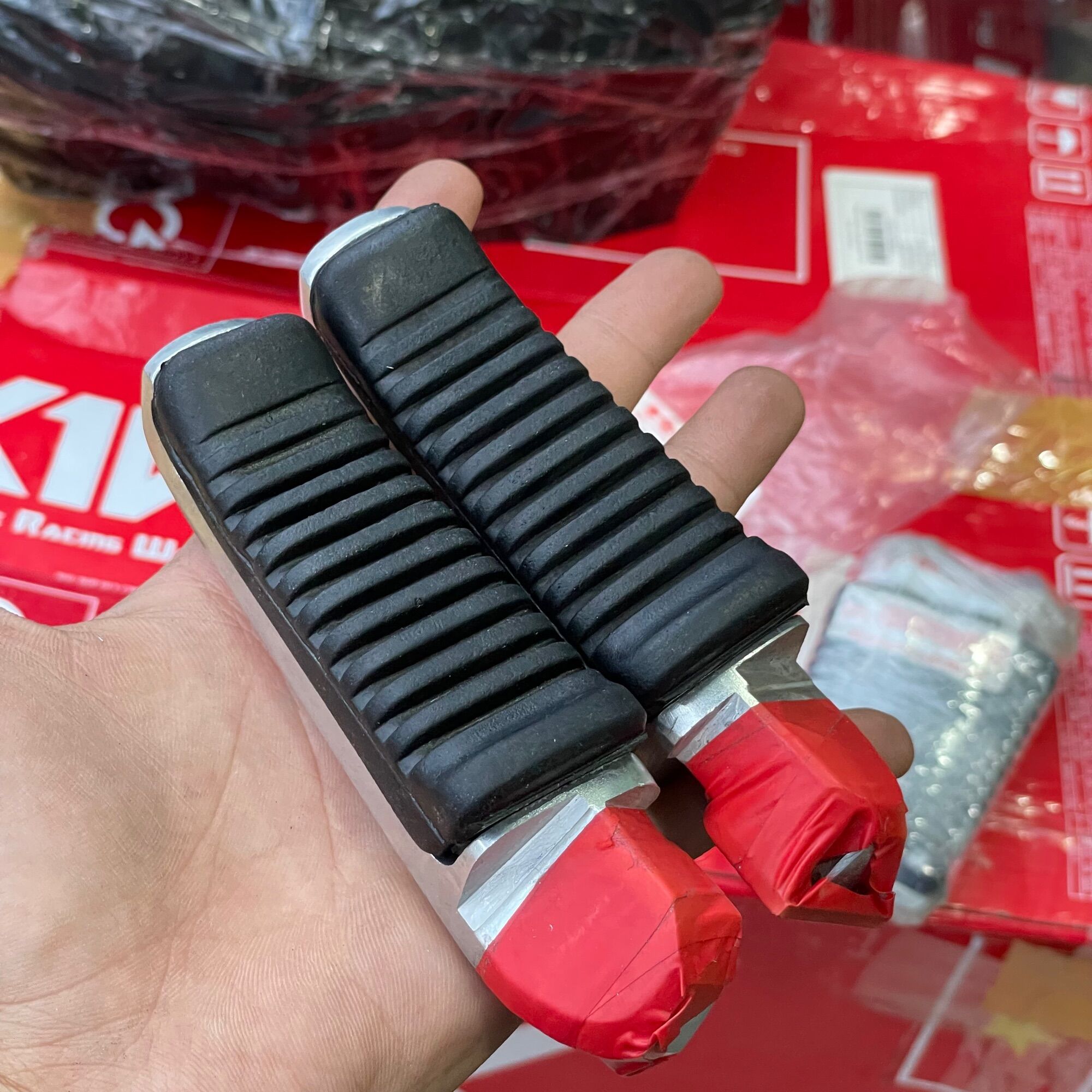 Gác Chân Suzuki TikTok Mod Honda