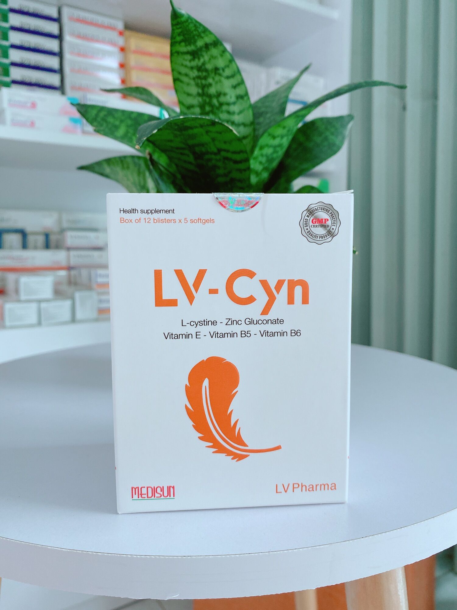 Viên uống LV - CYN hỗ trợ làm đẹp DA - MÓNG - TÓC (60v)