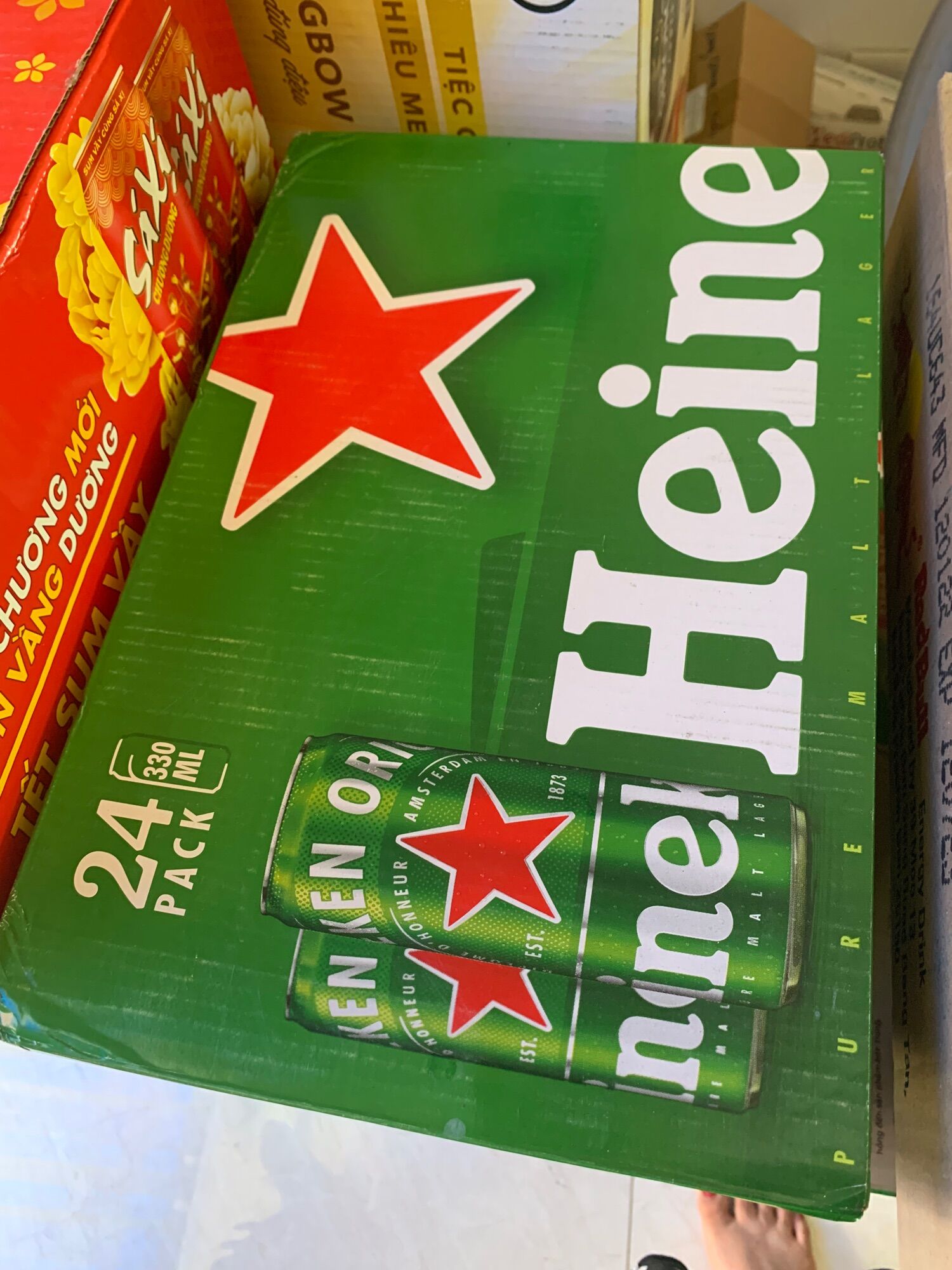 Thùng bia heniken 24 lon x 330ml