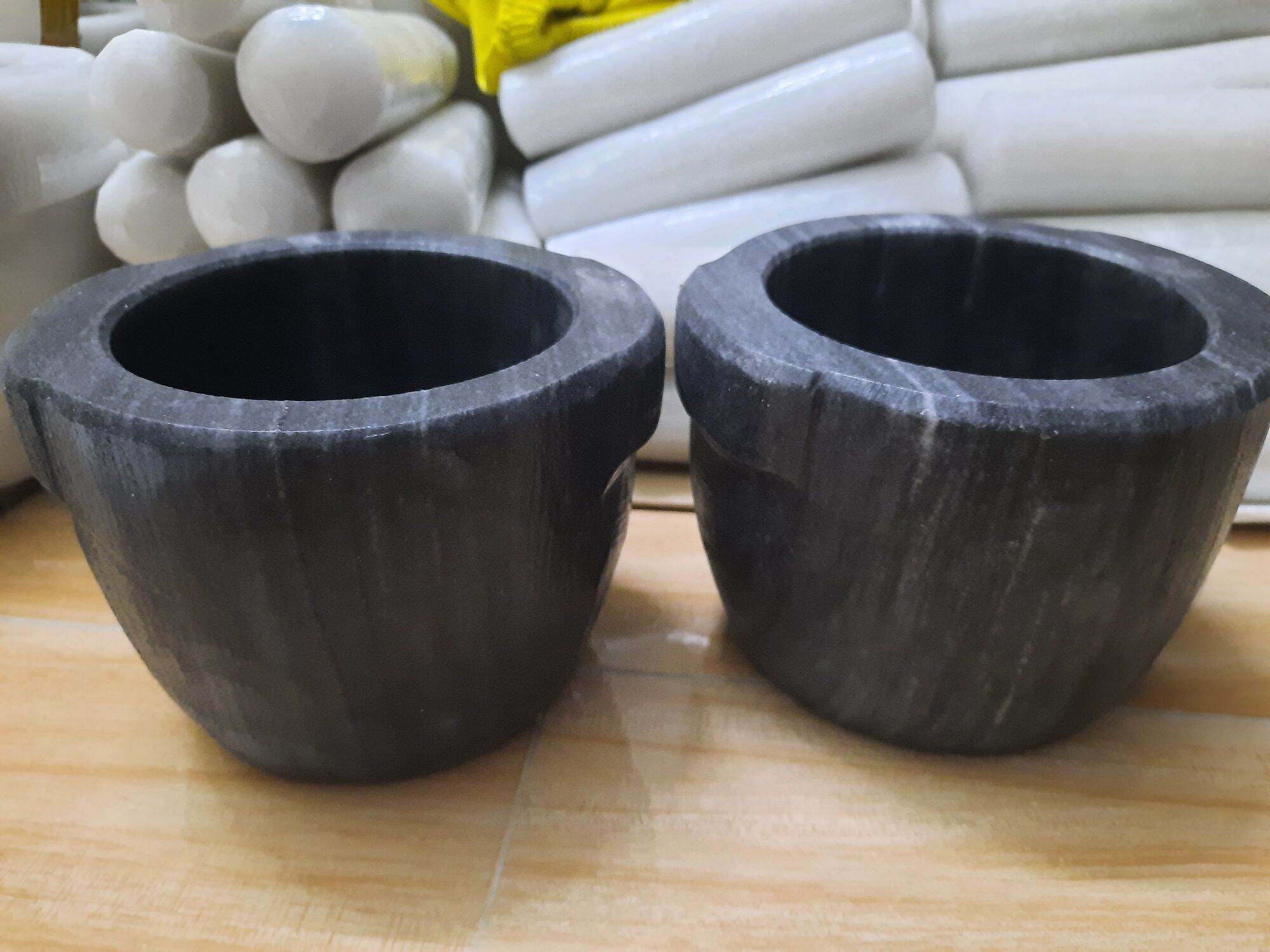 Cối đá Non Nước size 12cm màu đen tuyền (kèm chày)