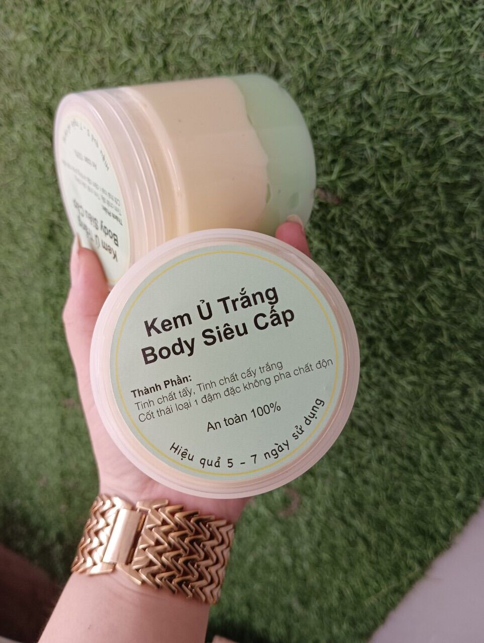 Kem ủ trắng body siêu cấp xanh