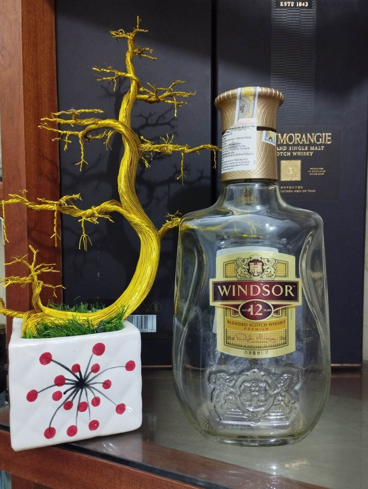 Vỏ CHAI rươu ngoại Windsor dáng thấp