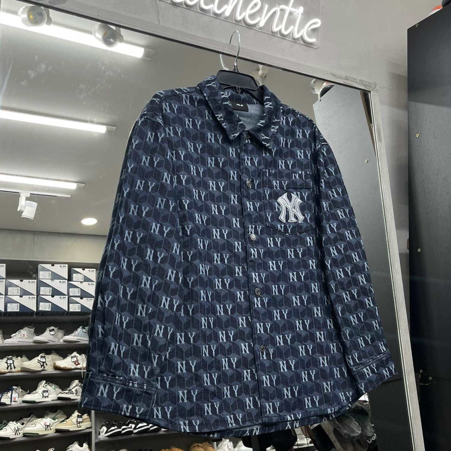 CHÍNH HÃNG ÁO SƠ MI TAY DÀI MLB DENIM CUBE MONOGRAM - 3ADRM0734-50NYD