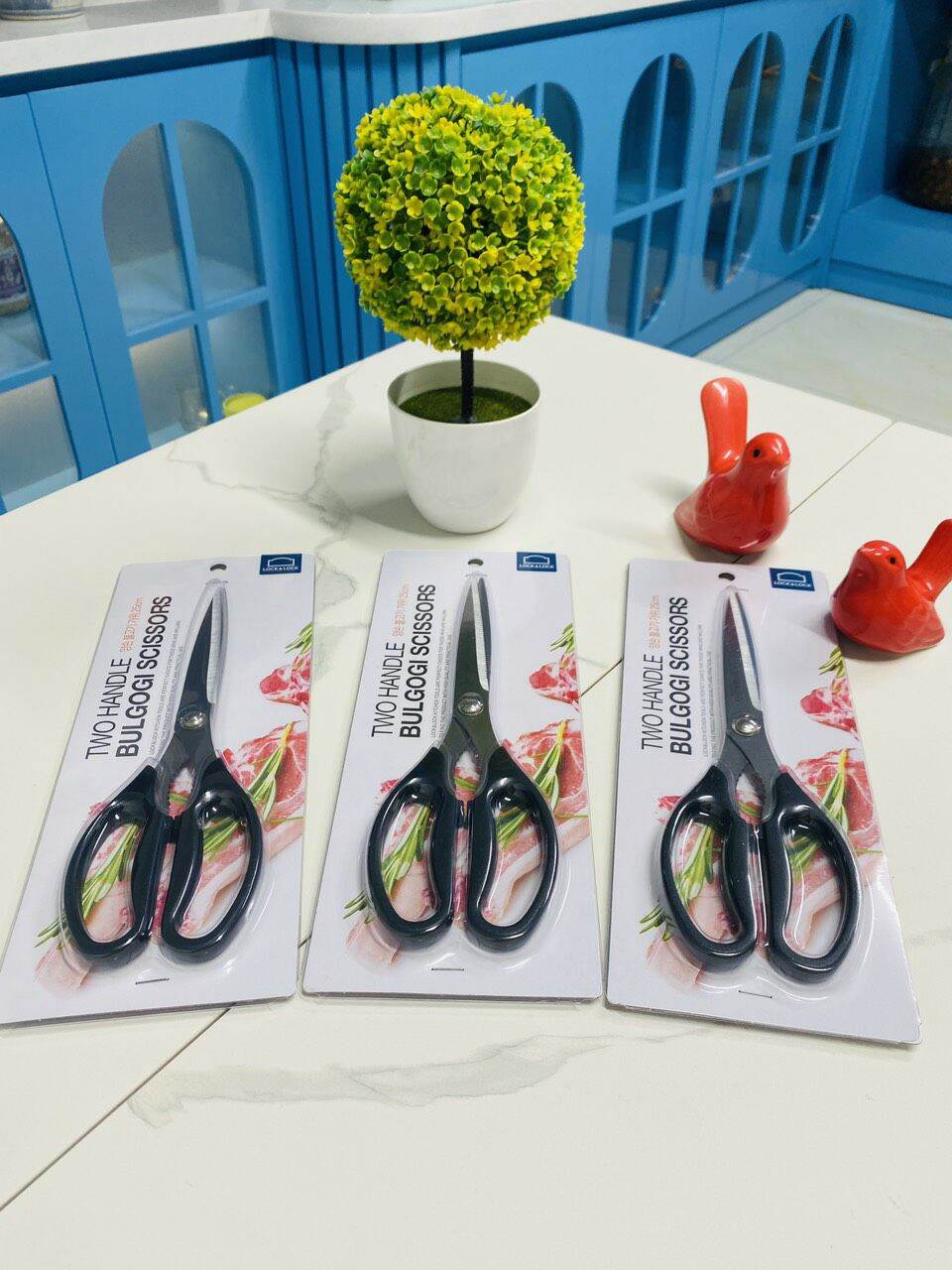 Kéo Cắt Thịt Nướng Lock&Lock F00096 màu Đen