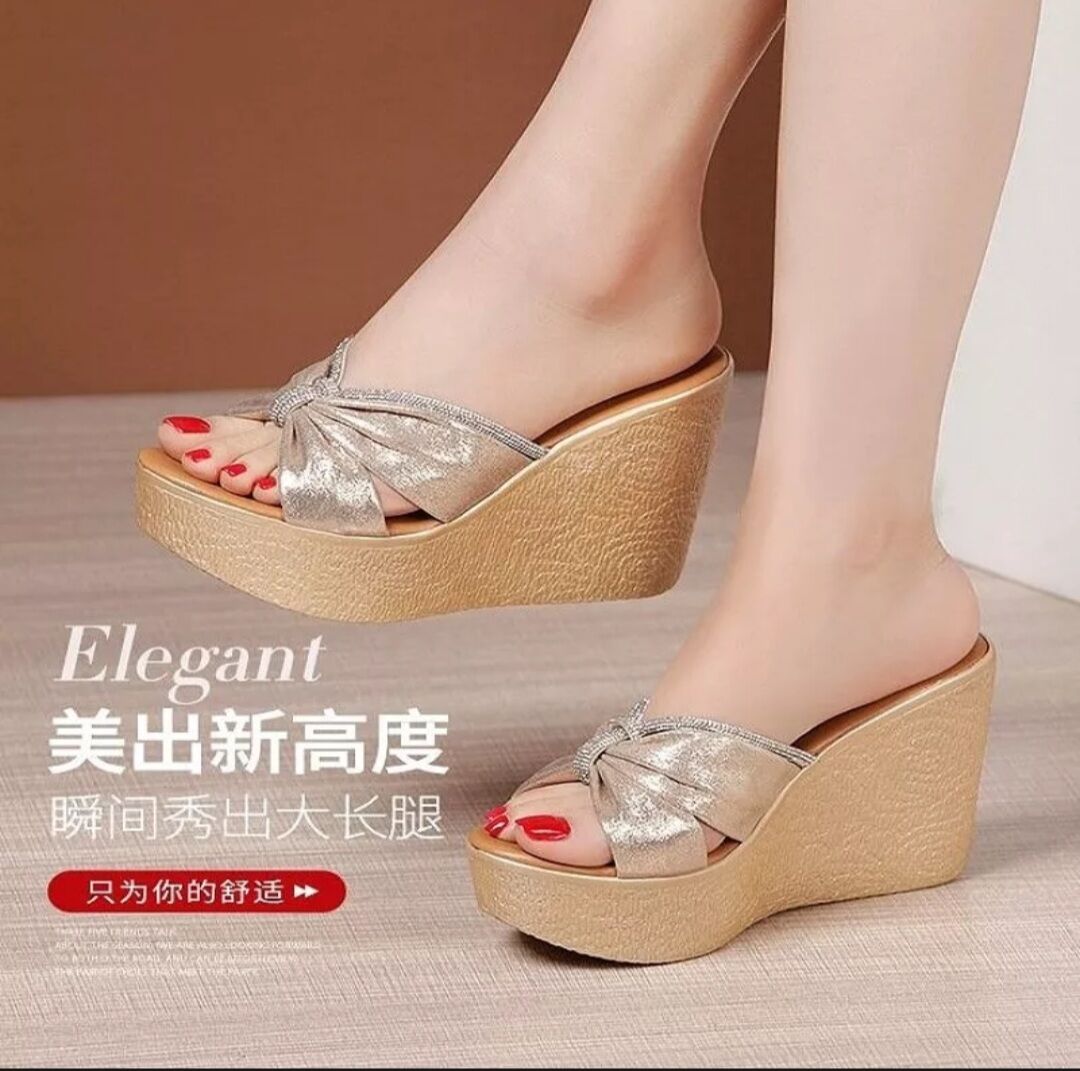 Dép đế xuồng pu 8cm siêu nhẹ phối dây đá cao cấp