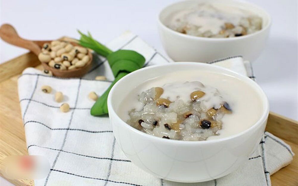 Đậu trắng bi ( đậu trắng mắt cua) - bịch 500g