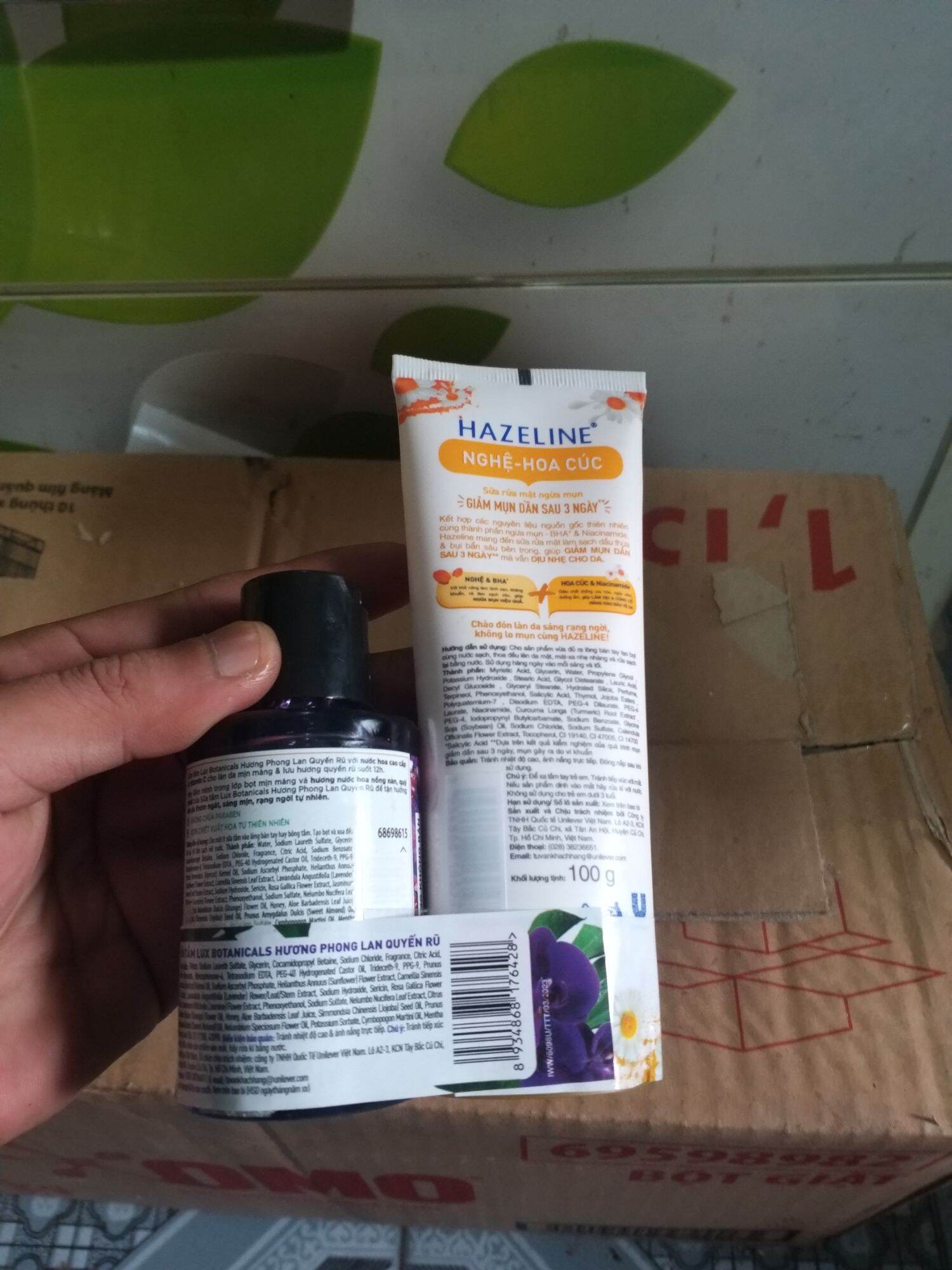 (Combo 2 Tip) Sữa rửa mặt HAZELINE 100g Nghệ & Hoa cúc