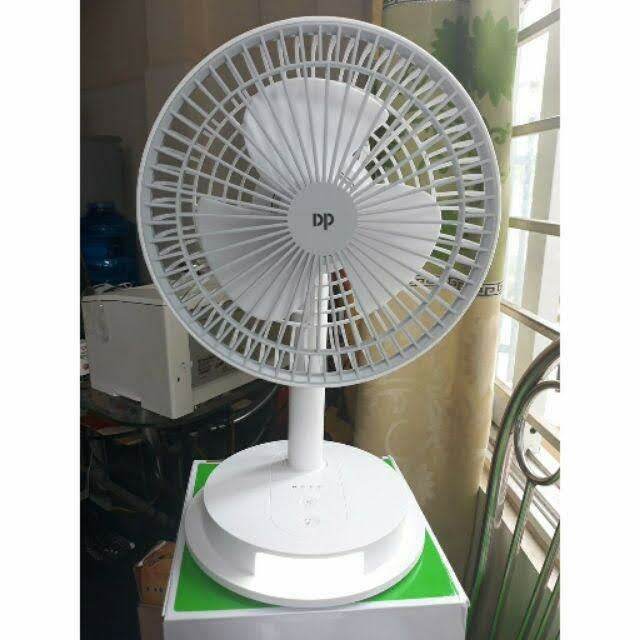 Quạt Sạc Để Bàn Có Đèn Led Đa Năng Dp-7627