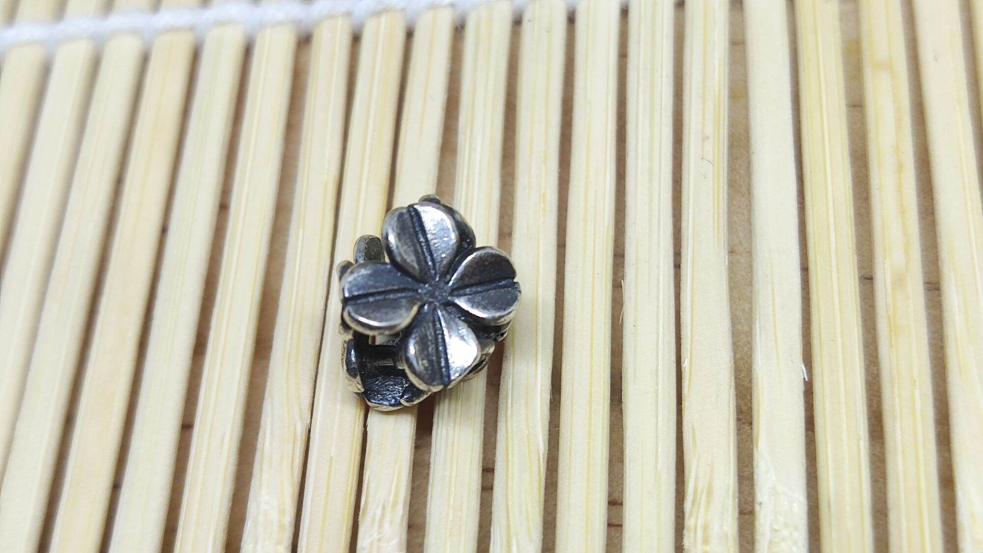 Gaubee charm bạc 925 cỏ tb