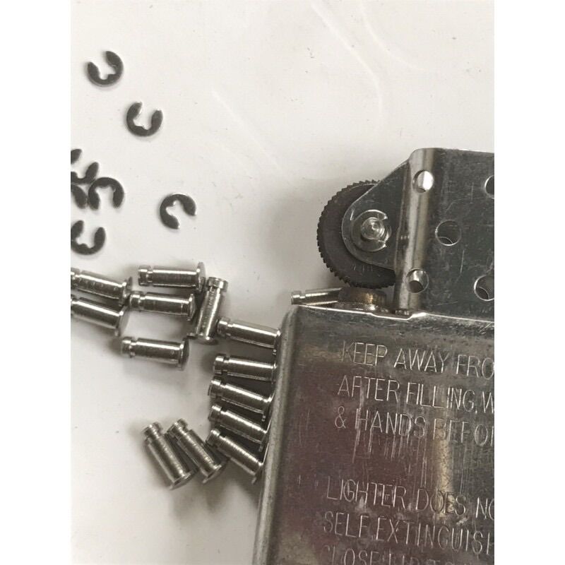 Bánh xe Zippo kèm khoen gài