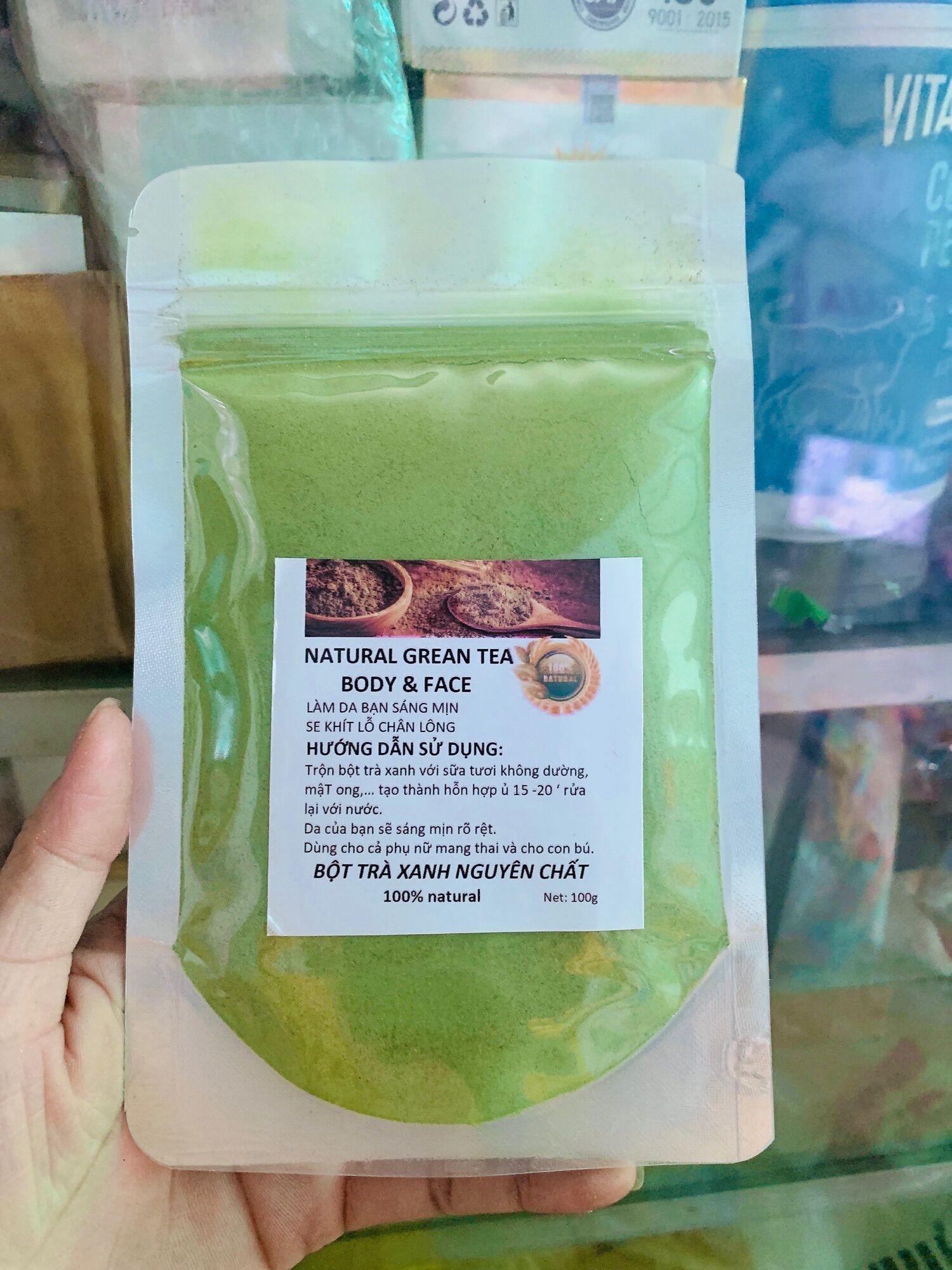 BỘT TRÀ XANH DƯỠNG TRẮNG TẨY DA CHẾT 100G