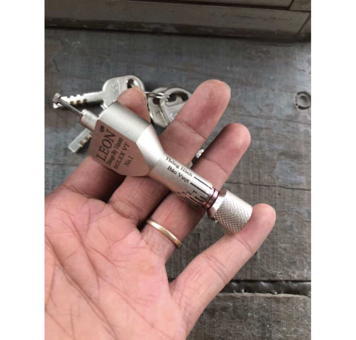 Bộ mở khoá solex việt tiệp loen 2in1 ( kèm bộ cữ làm chìa )