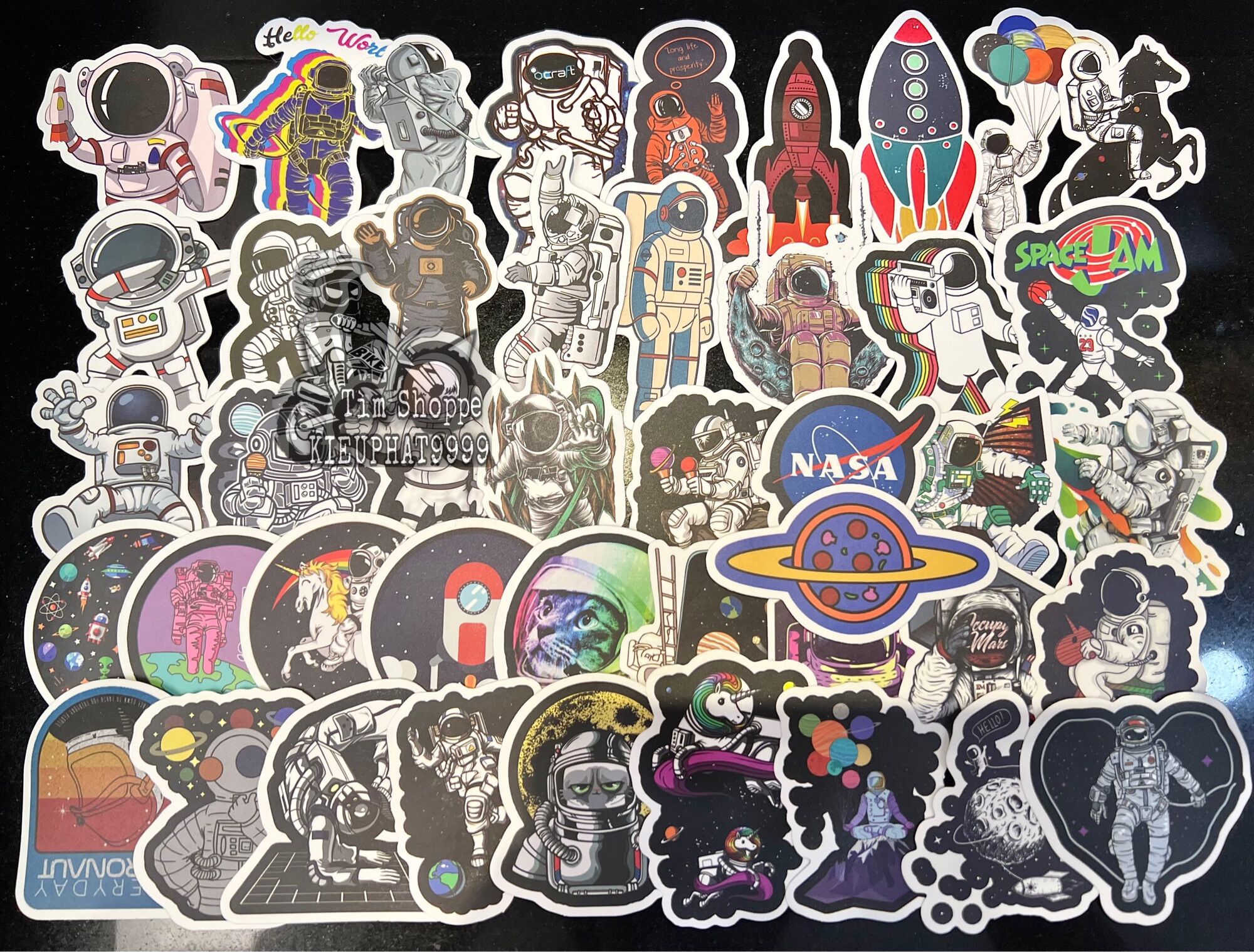 Hình Dán Sticker Hoạt Hình ( 2 Miếng Chọn Mẫu)