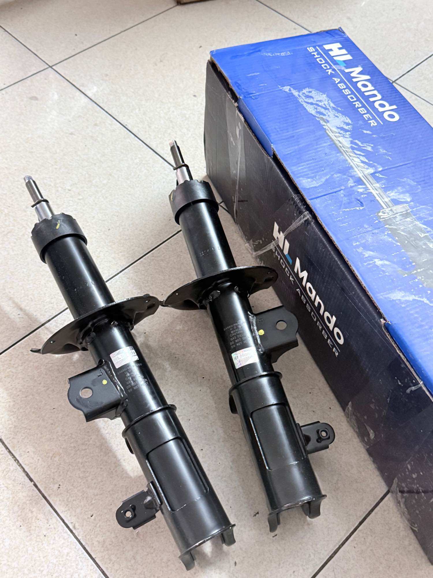 BỘ 2 PHUỘC NHÚN (GIẢM XÓC) TRƯỚC HUYNDAI GRAND I10 2014-2022 MANDO CAO CẤP