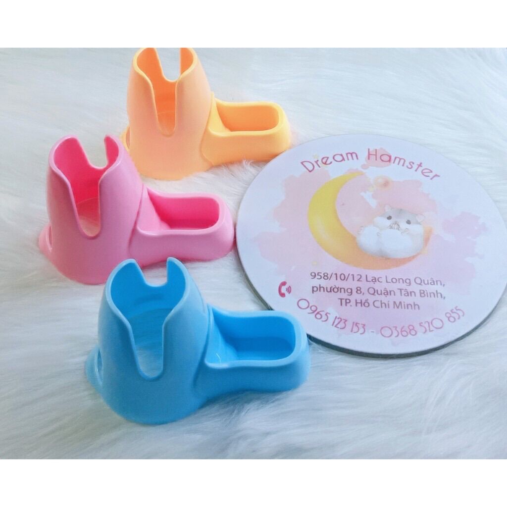 Đế nhựa để bình nước 3in1 cho Hamster