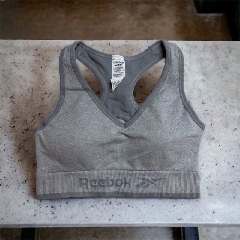 Áo bra tập thể thao reebok cổ tim