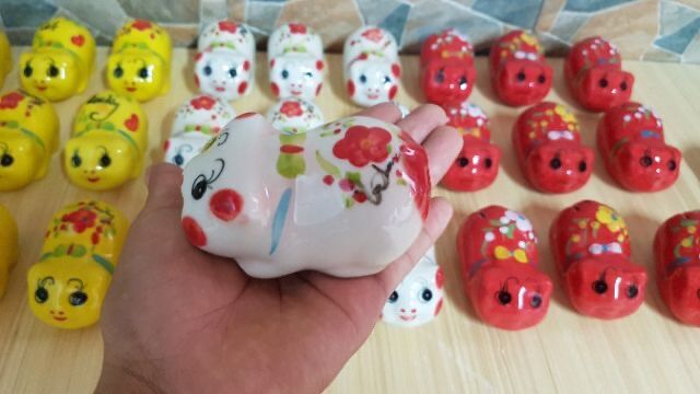 Lợn nơ sứ tiết kiệm size mini để bàn trang trí