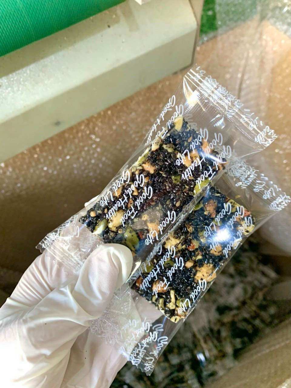 [HCM] 500g THANH MÈ ĐEN MIX HẠT DINH DƯỠNG, bữa ăn healthy không đường trắng, chay mặn đều dùng được[giao hàng hoả tốc 2h]