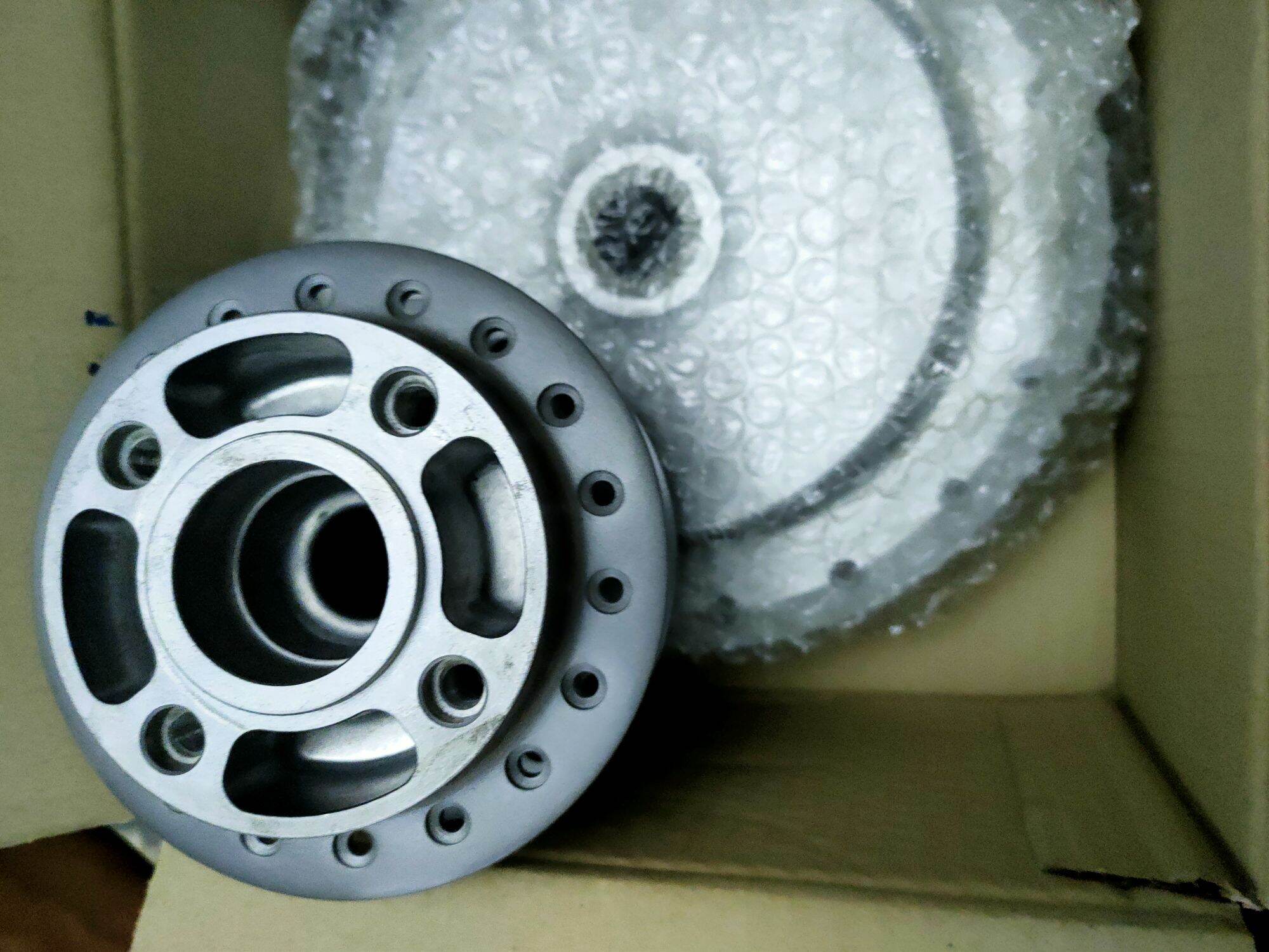 Cặp đùm suzuki hayate 125