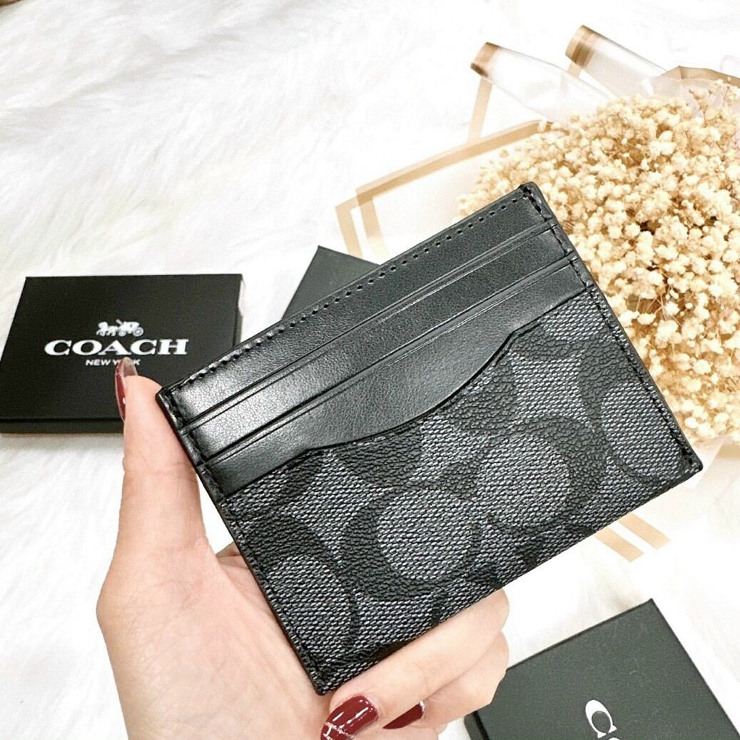 C.oach Slim ID Card Case họa tiết xinh xắn