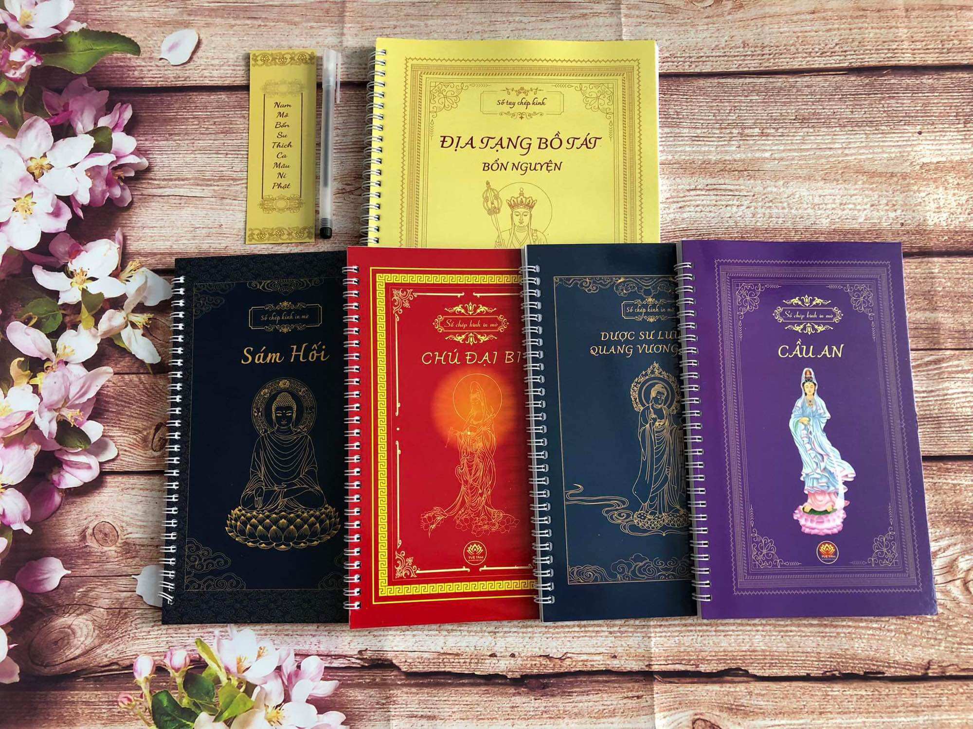 Sổ chép kinh in mờ, combo 5 quyển + tặng bút & nhiều ruột bút - địa tạng, chú đại bi, dược sư, sám hối, cầu an