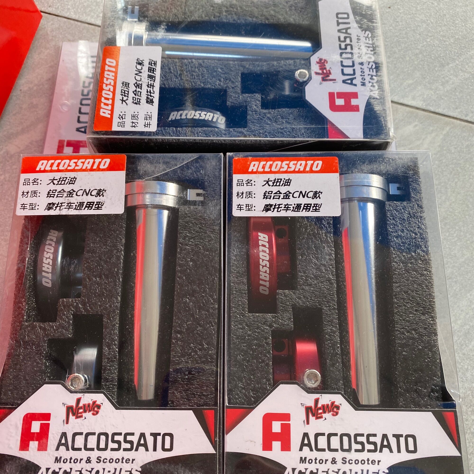 Cùm ga tăng tốc Accosato nhôm cnc gắn xe máy