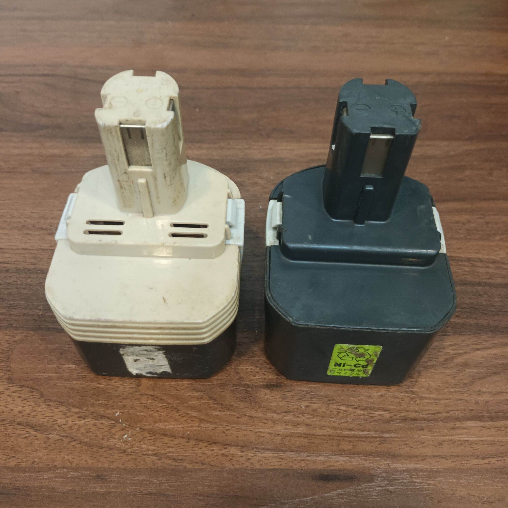 Vỏ pin Ryobi 12v