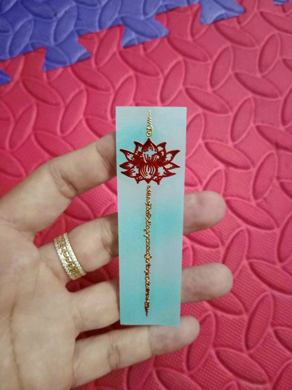 PHÙ HOA SEN TỤ TÀI