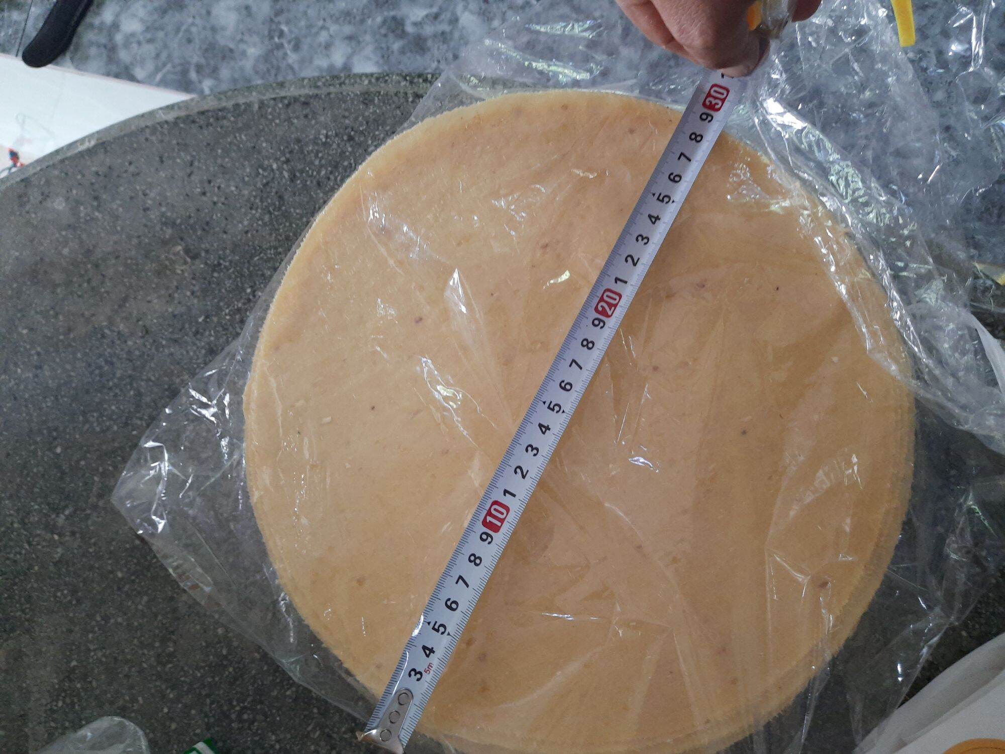 10 cái bánh phồng mì Bến Tre . size lớn : 29 cm