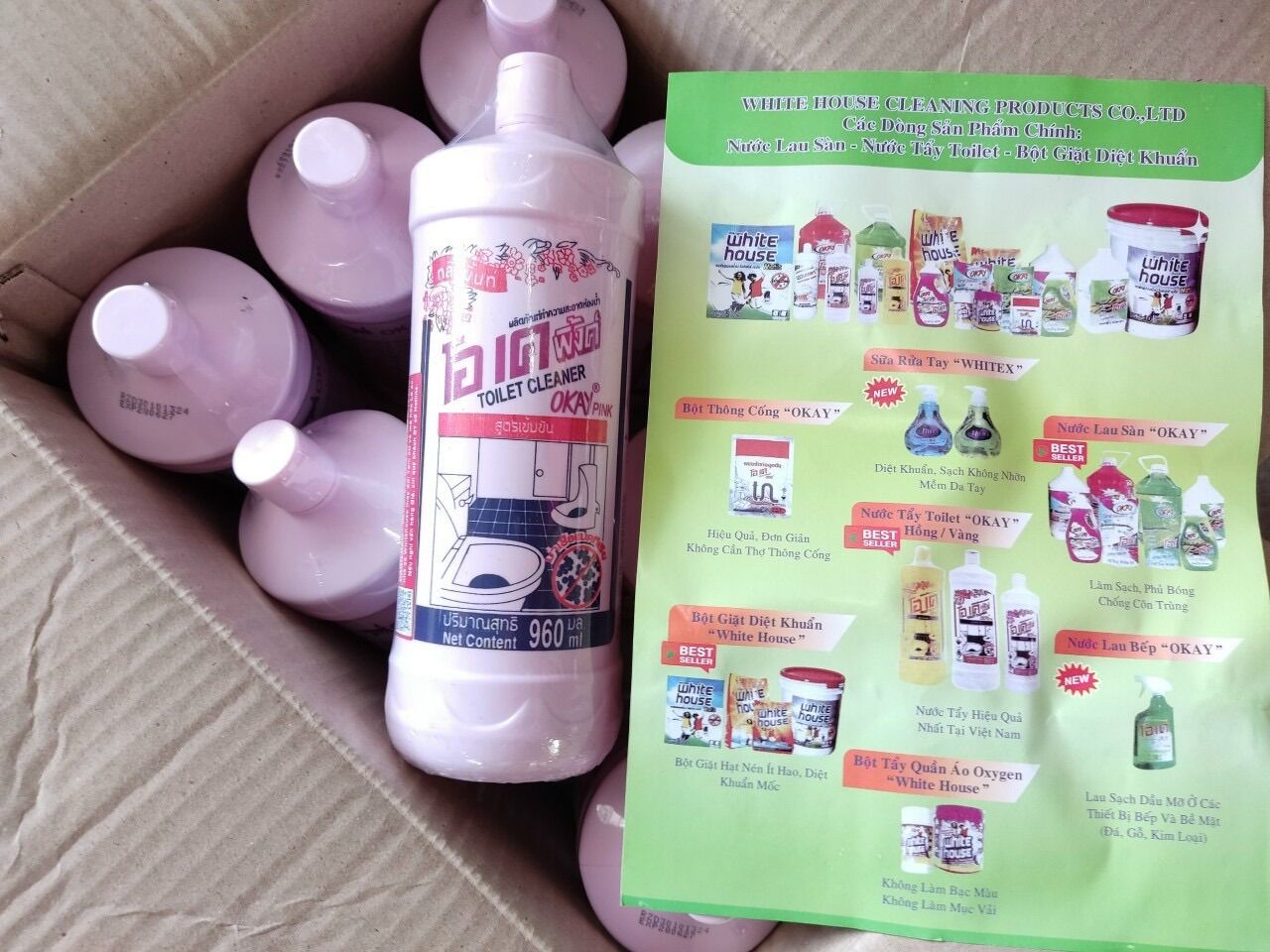 Nước tẩy bồn cầu okay thái lan