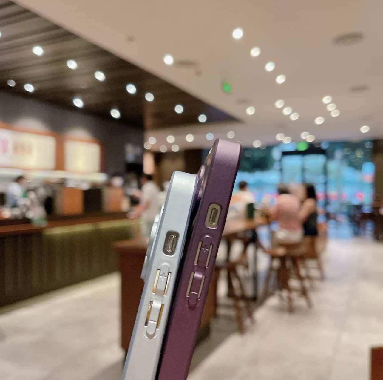 Ốp Viền Vuông Lv Ánh mờ Iphone 15 pro max/ ip14 pro max