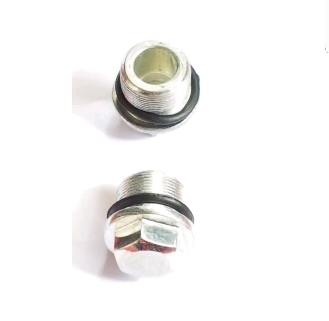 Ốc ti phuộc trước sirius. 2 con....