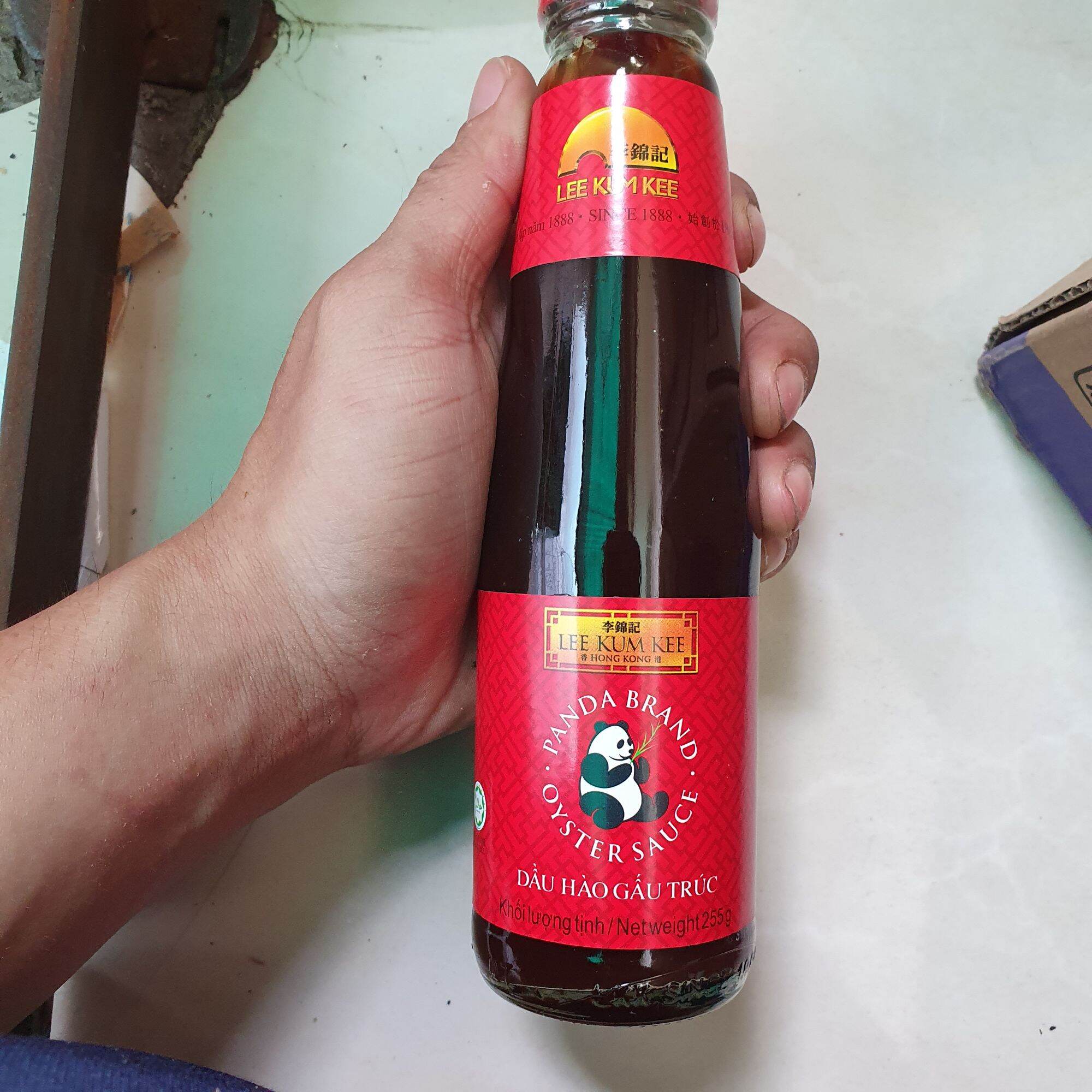 Lee Kum Kee - dầu hào gấu trúc 255gram cam kết hàng đúng mô tả chất lượng đảm bảo an toàn đến sức khỏe người sử dụng