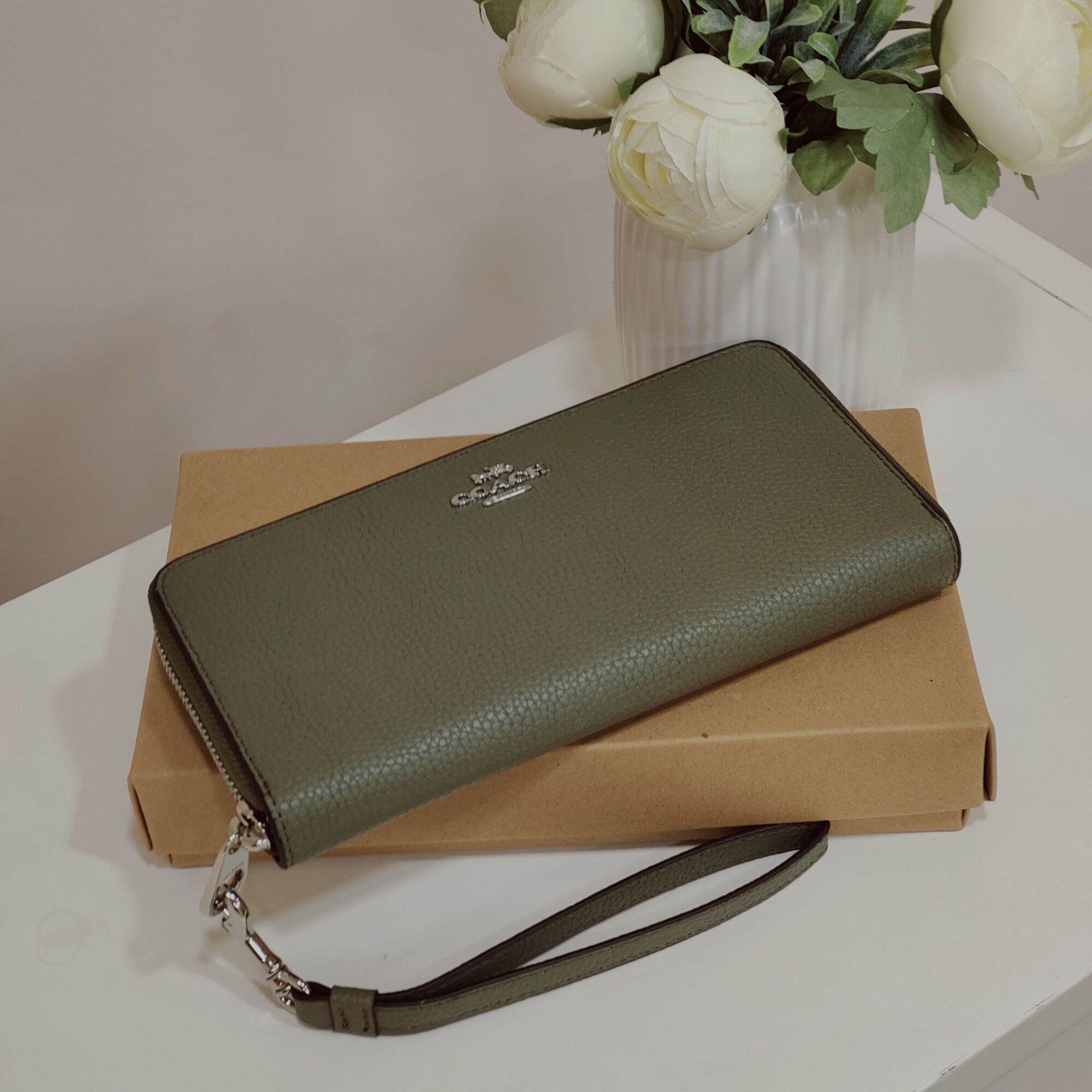 Ví C0ACH - LONG ZIP AROUND WALLET da thật chuẩn xịn