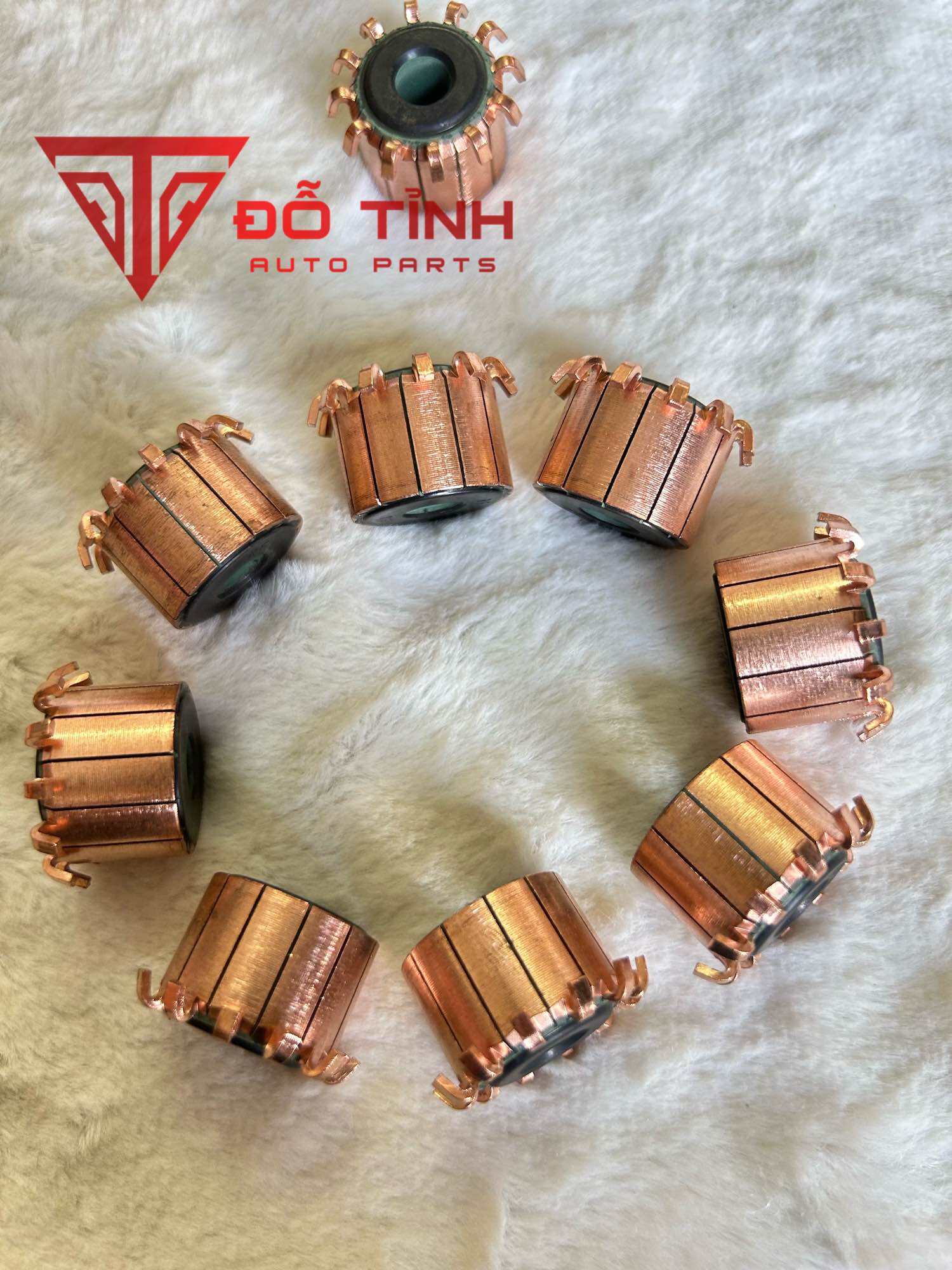 Cổ góp 12 lam lỗ 8. Cổ góp động cơ điện 8x23x19mm