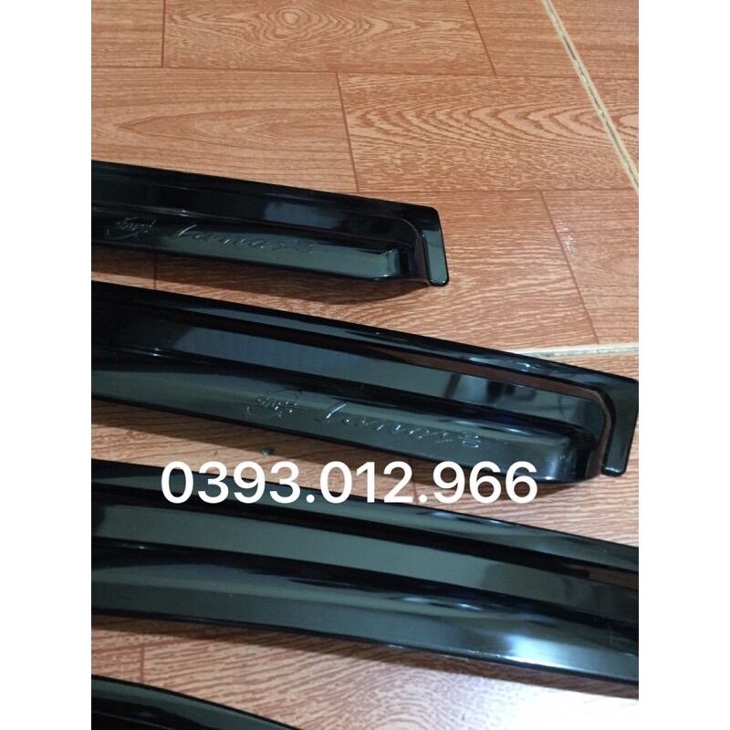 VÈ CHE MƯA DAEWOO LANOS
