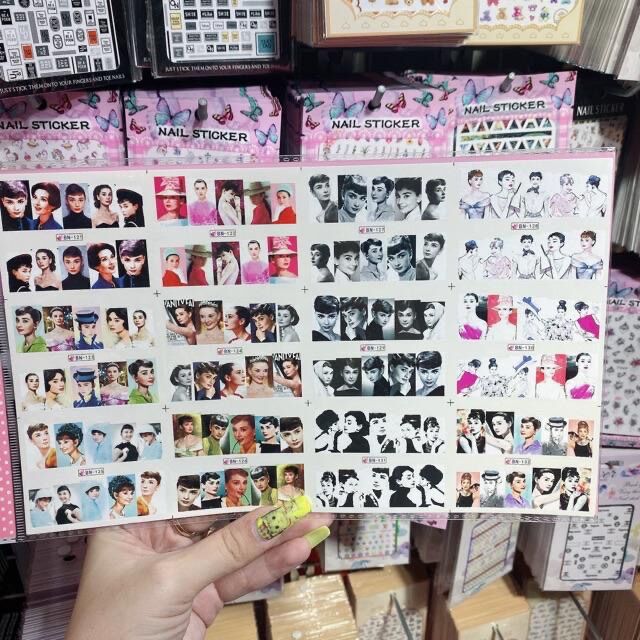 STICKER NƯỚC TẤM TO 40k/TẤM