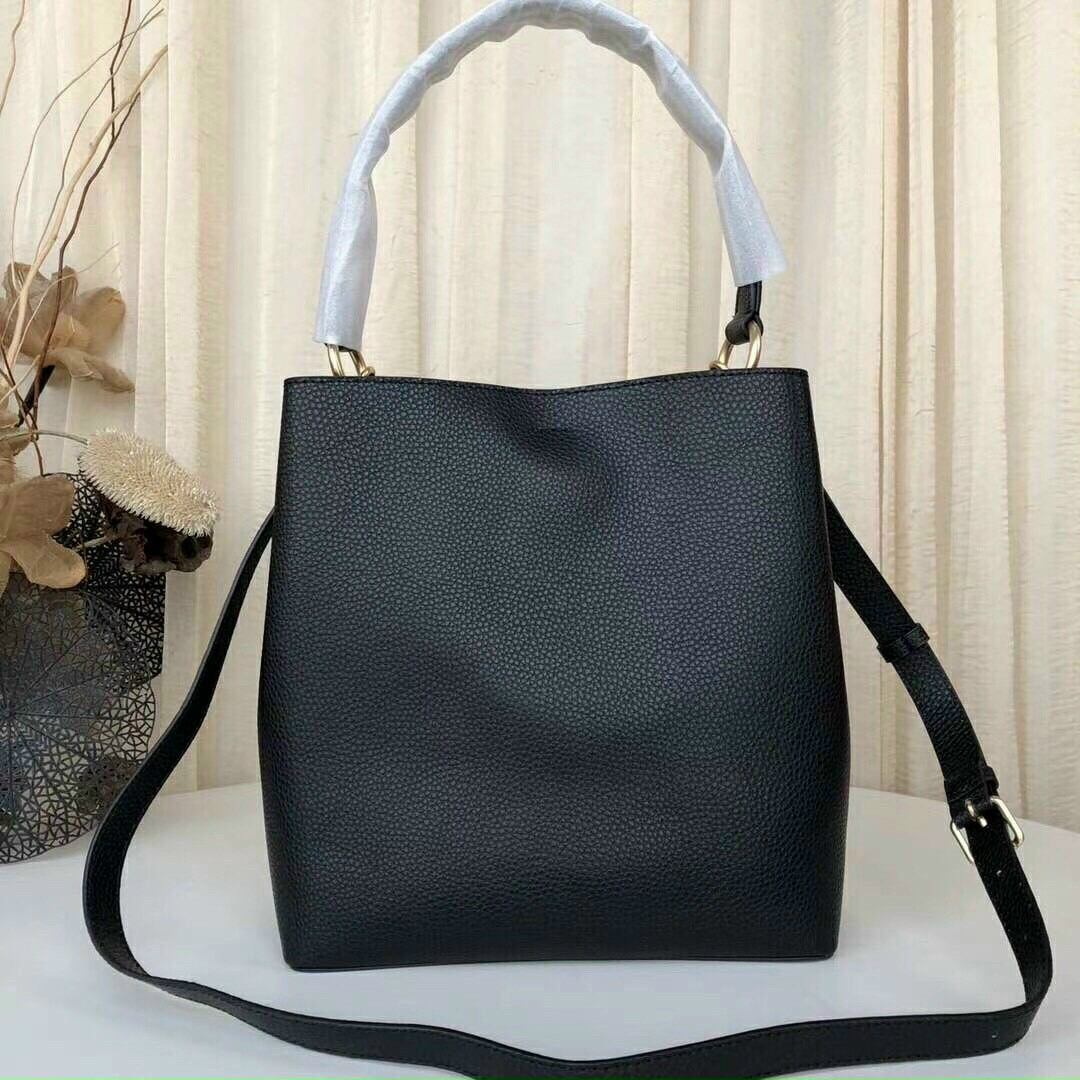 Túi đeo chéo Coach bucket da thật siêu sang
