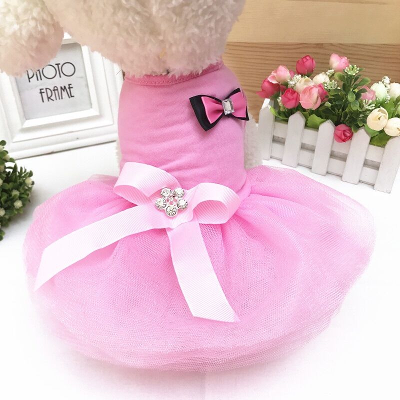 Váy thiết kế cho thú cưng- Đầm công chúa trắng đen đính kim sa ngọc lựu lấp lánh cho chó mèo