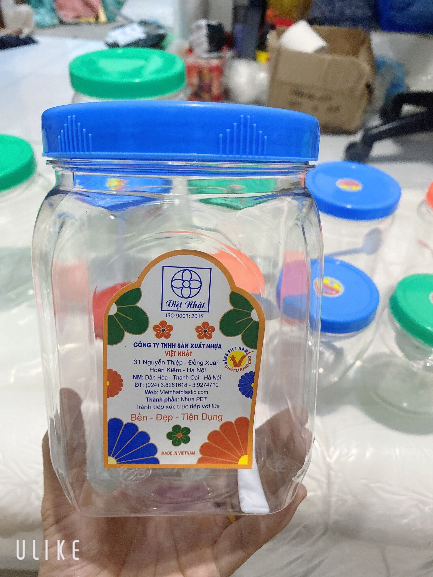 Lọ nhựa đựng thực phẩm việt nhật vuông 1kg; 1.6kg và 2kg