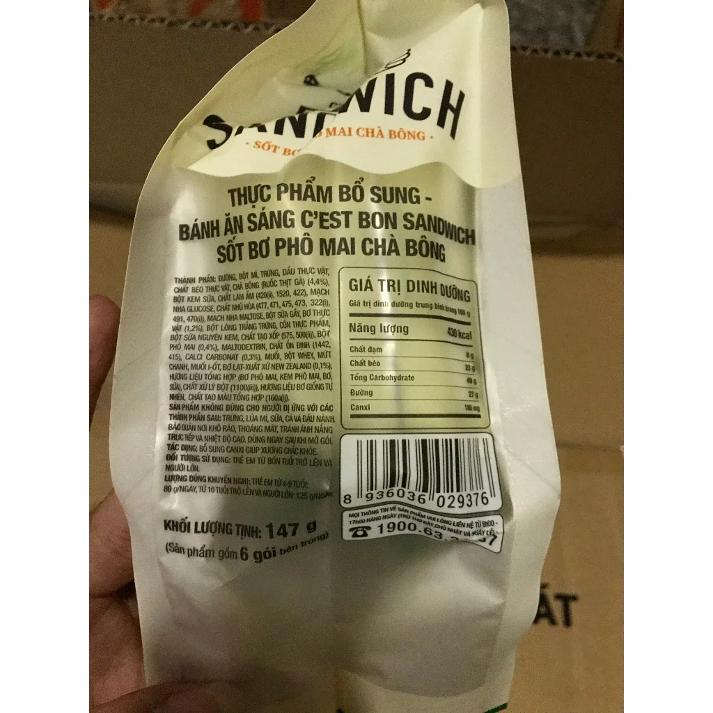 Bánh sandwich sốt phô mai