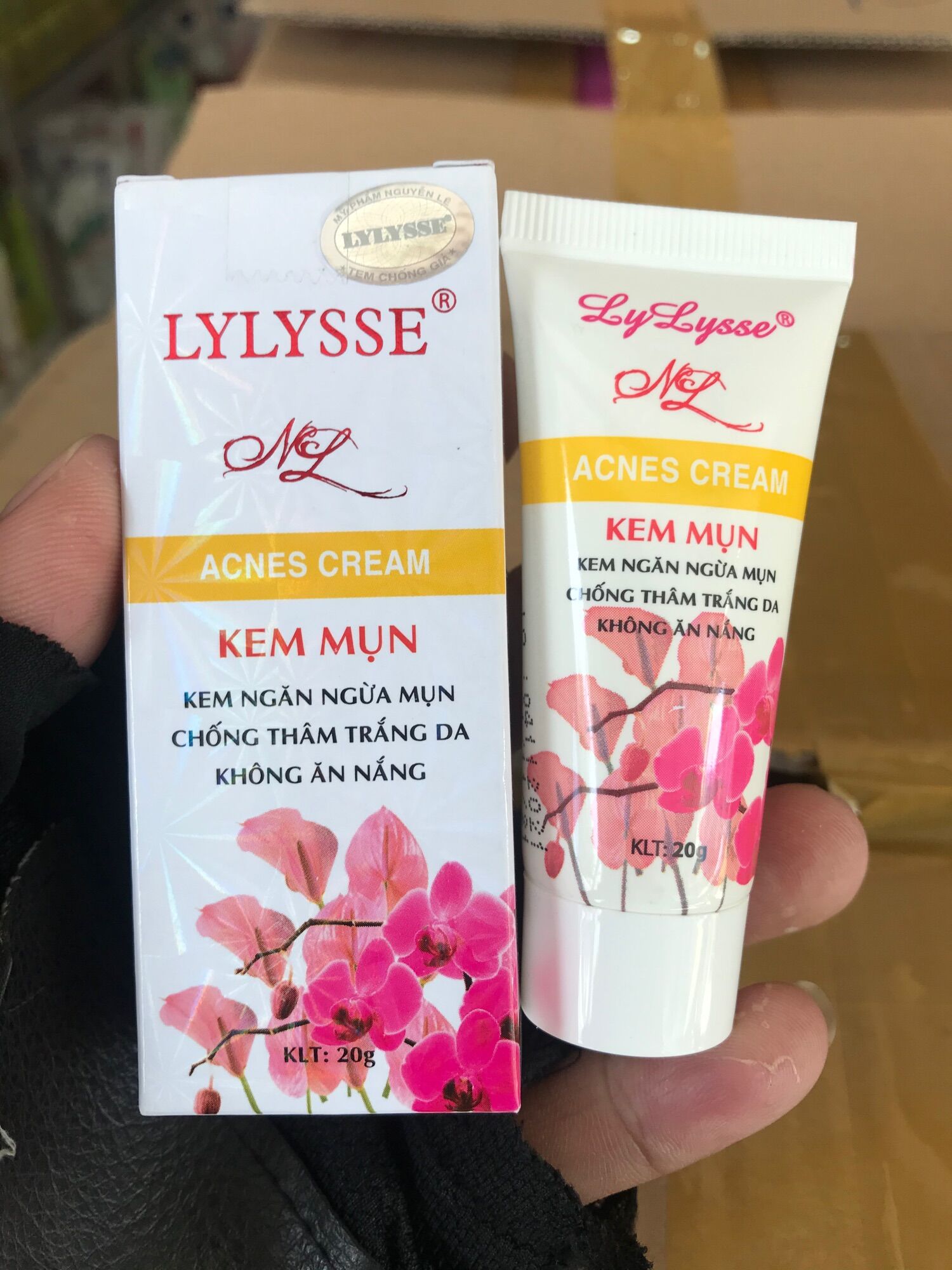 Kem mụn thâm mờ sẹo lylysse 20g