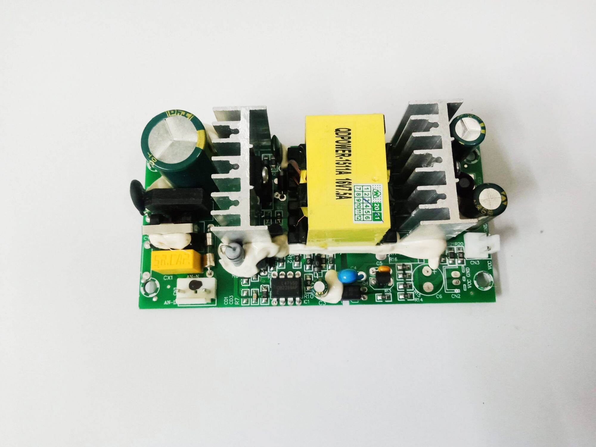 nguồn loa kéo 15v đơn 8A