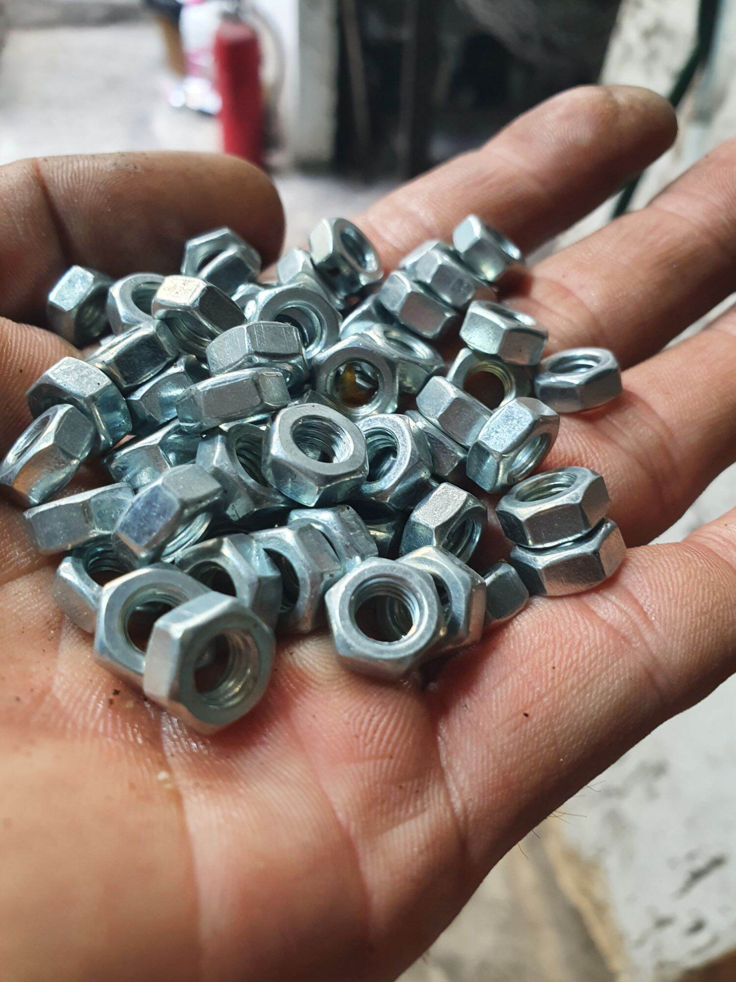 tán 6li . bọc 10 , 20 , 50, 100 con . hàng xi trắng