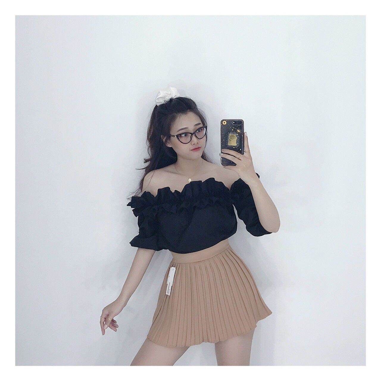 ÁO KIỂU CROPTOP NHÚNG TAY PHỒNG