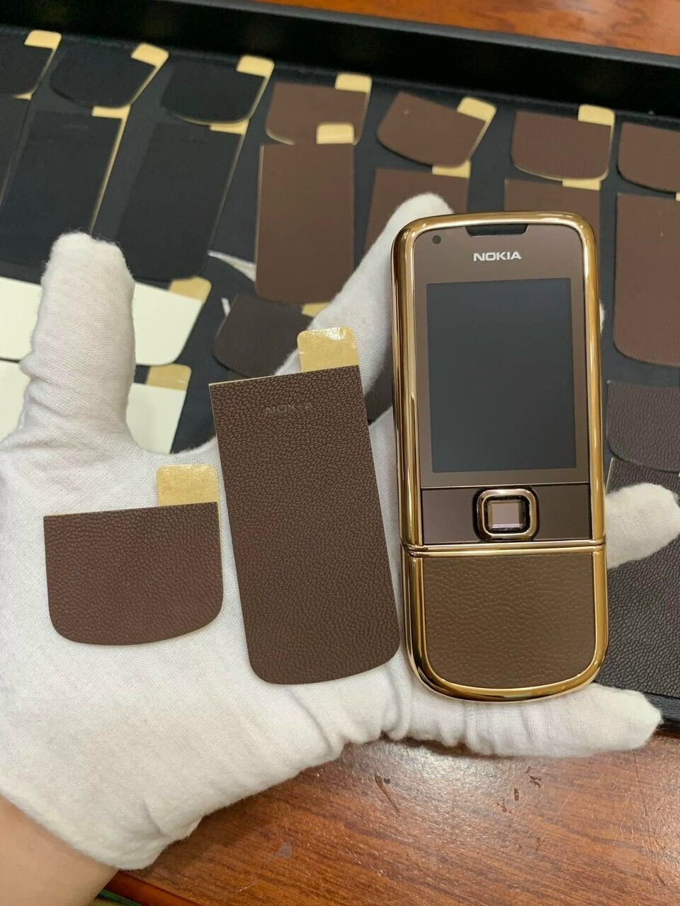 Miếng da dán 8800
